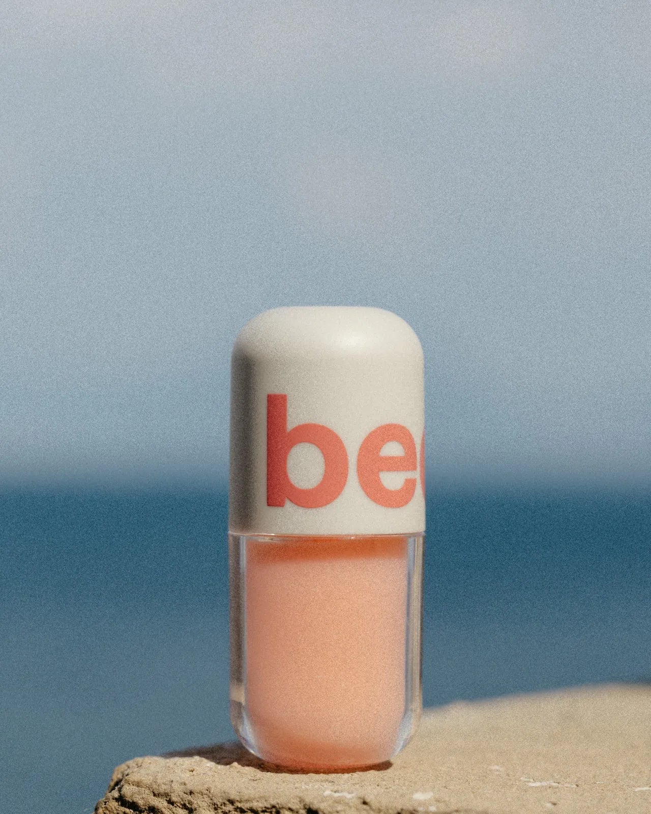 THE GLOSSIEST GLOSS - BEE SWEET