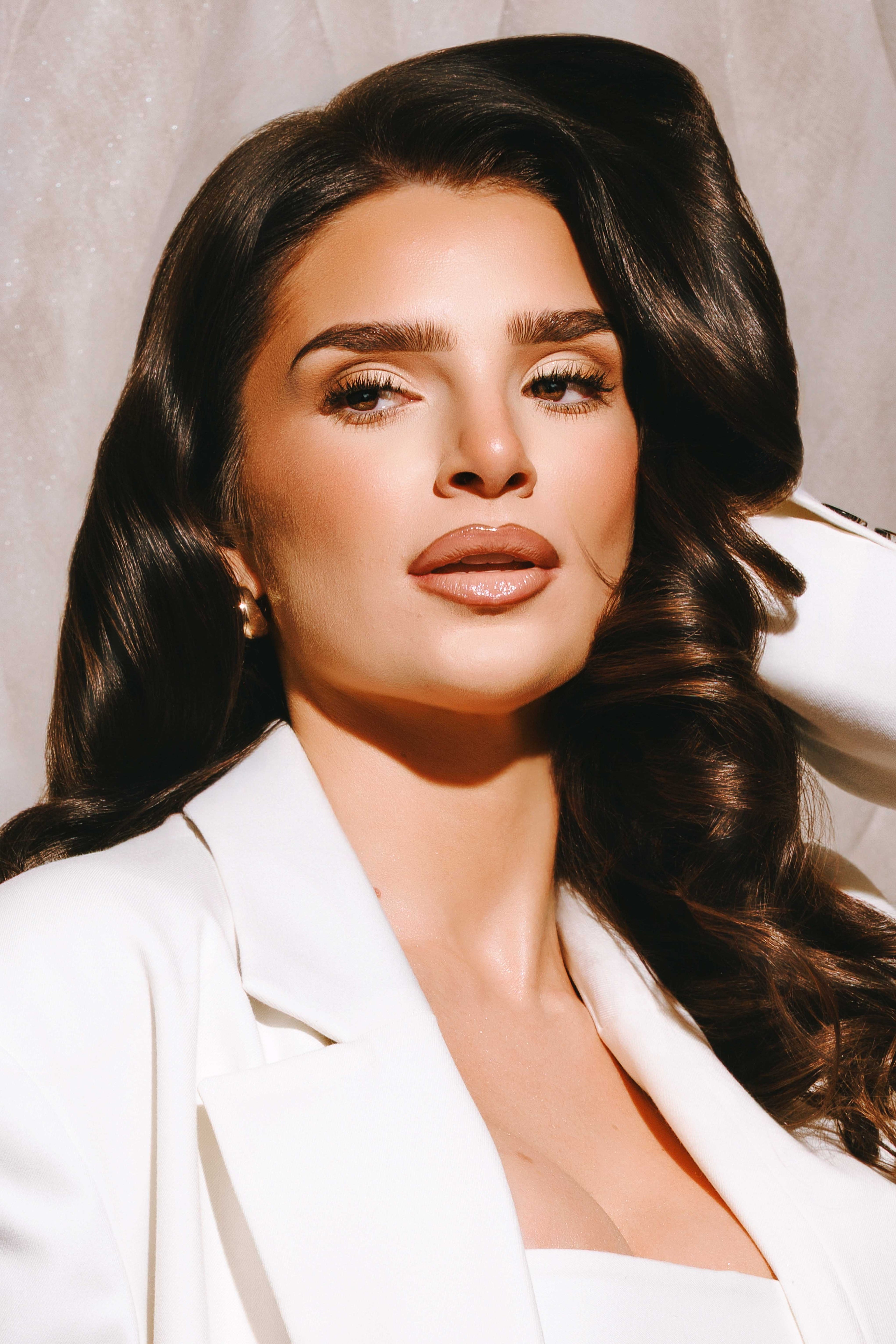 THE GLOSS - BE NUDER 03